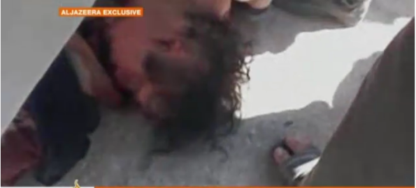 Vídeo demonstra a captura de Muamar Kadafi em Sitre, Líbia